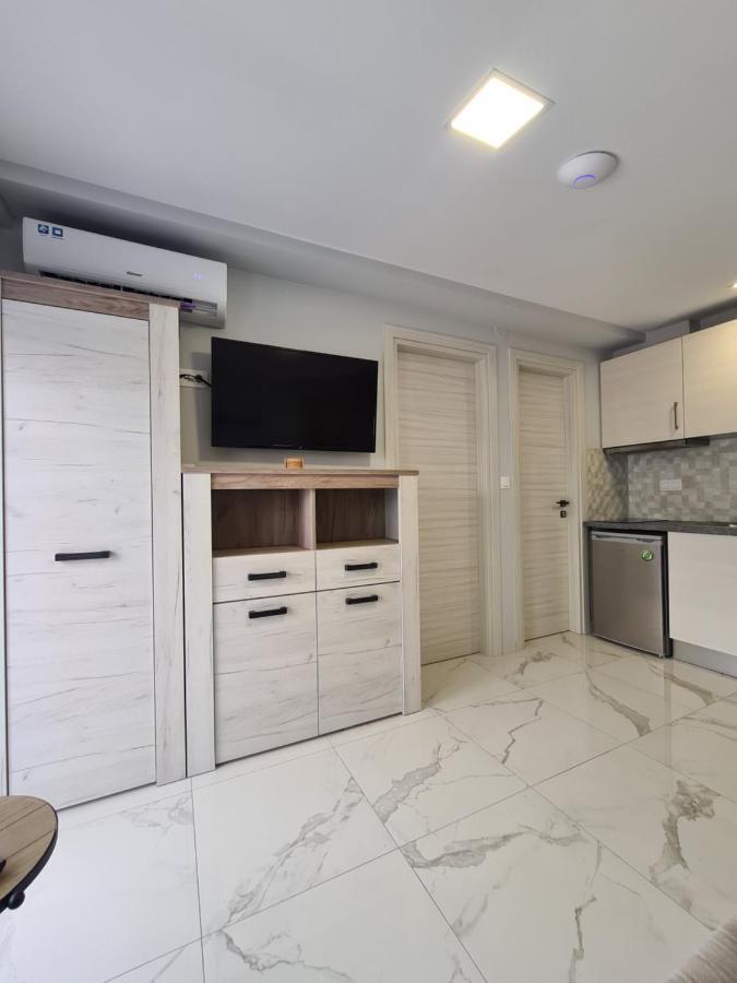 Apartments Nera Paralia-Apartment With Sea View Εξωτερικό φωτογραφία