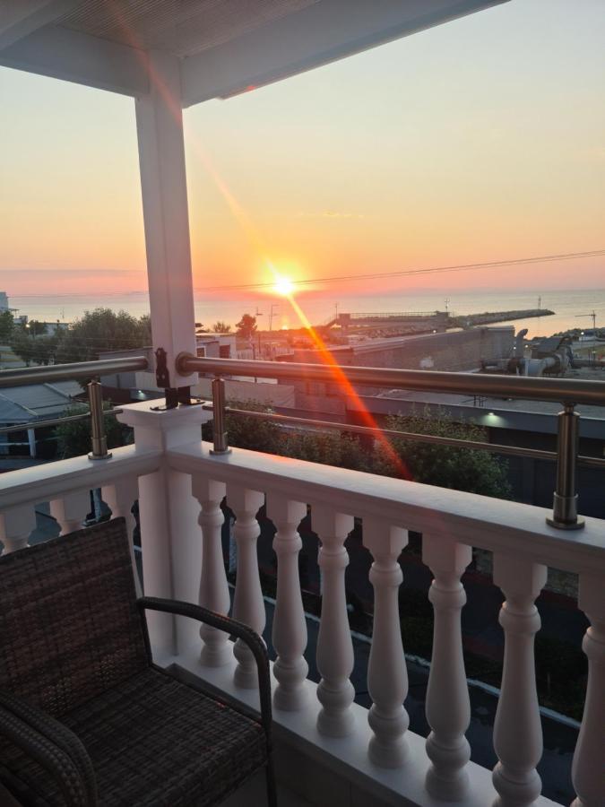 Apartments Nera Paralia-Apartment With Sea View Εξωτερικό φωτογραφία
