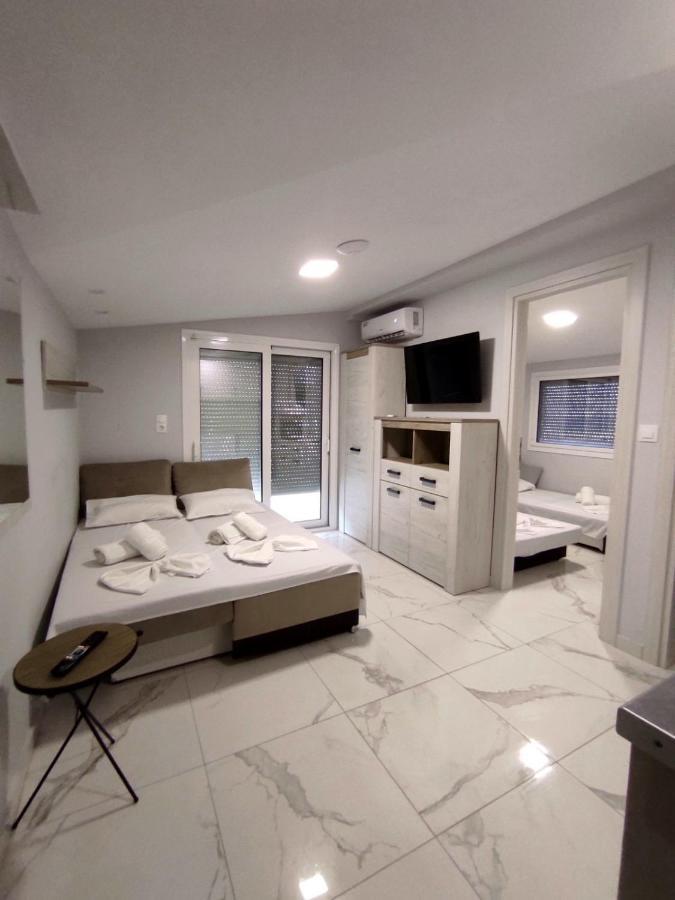 Apartments Nera Paralia-Apartment With Sea View Εξωτερικό φωτογραφία